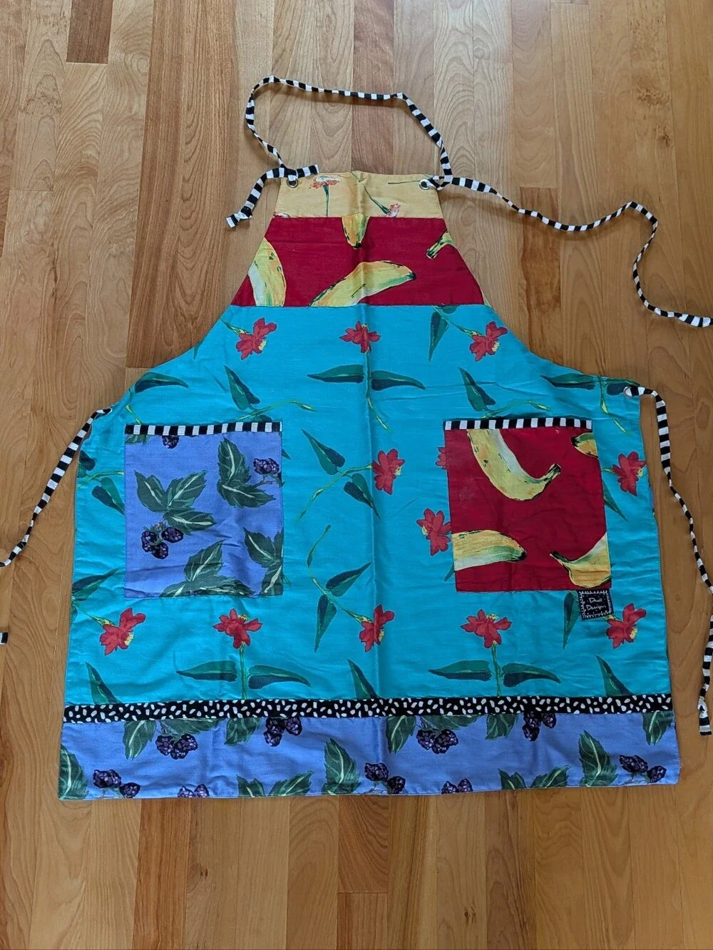 rare DROLL DESIGNS reversible cotton sateen apron